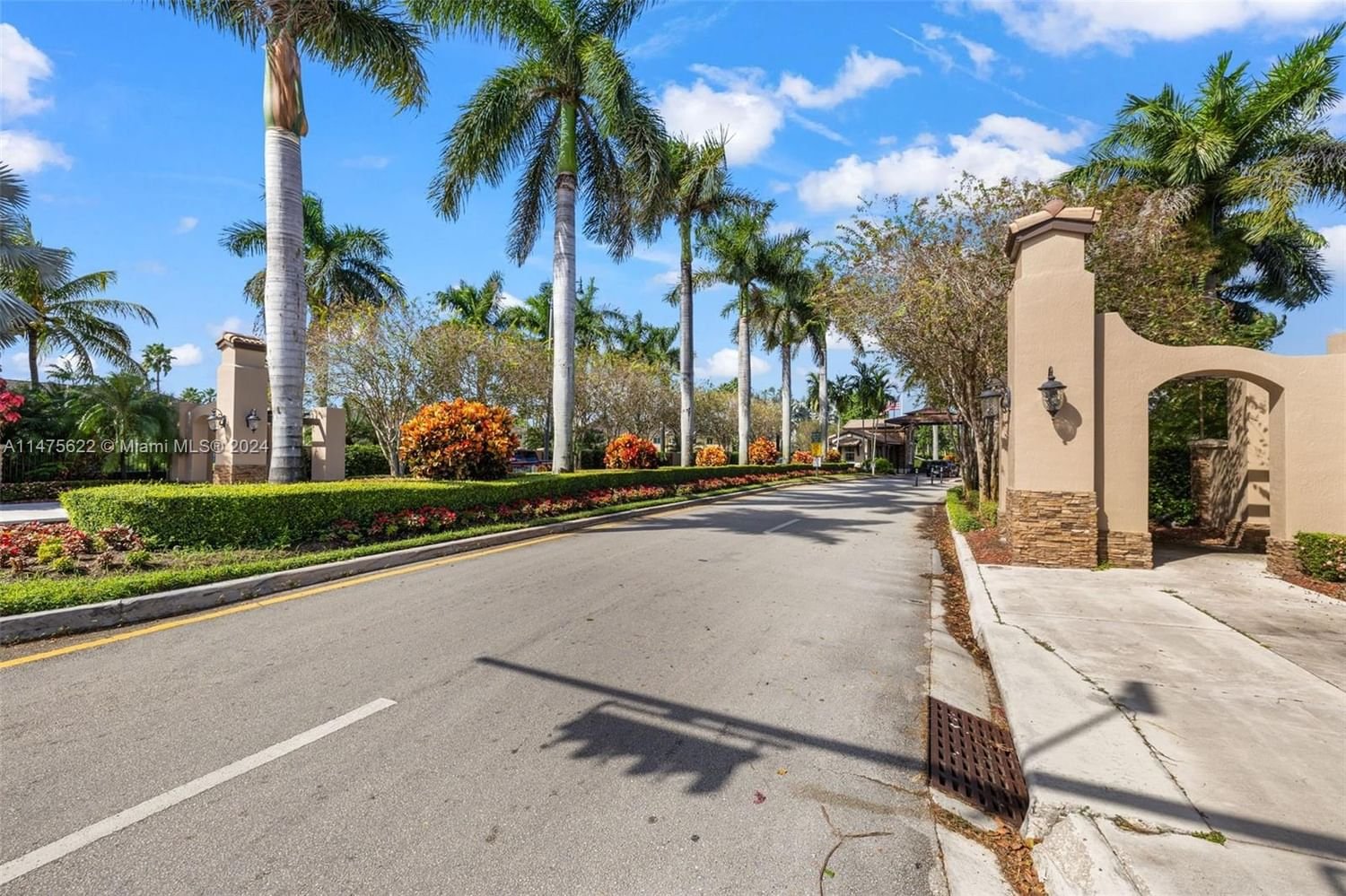 Real estate property located at 3281 11th Dr, Miami-Dade County, VENTURA AT MALIBU BAY, Homestead, FL