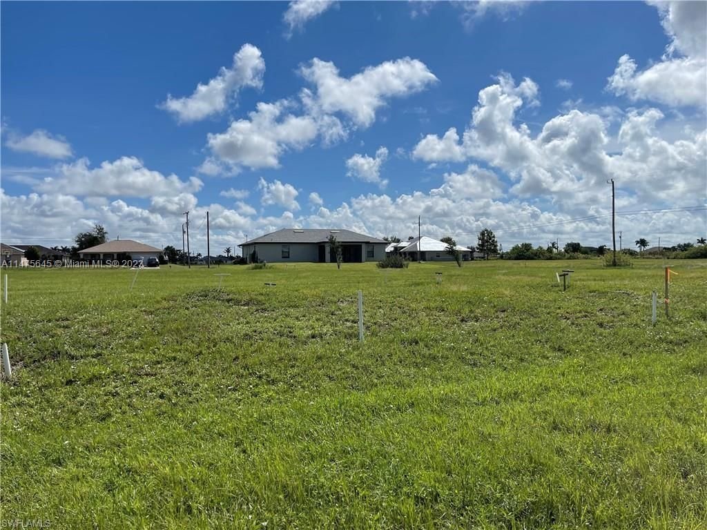 Real estate property located at 1326 10 Street, Lee County, Cape Coral, Cape Coral, FL