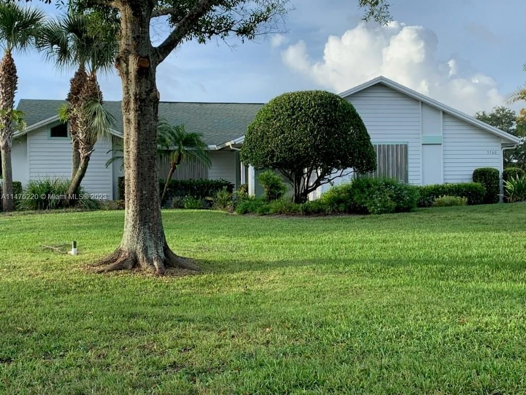 Real estate property located at 5760 36th Pl, Indian River County, KINGSWAY SUBDIVISON, Vero Beach, FL