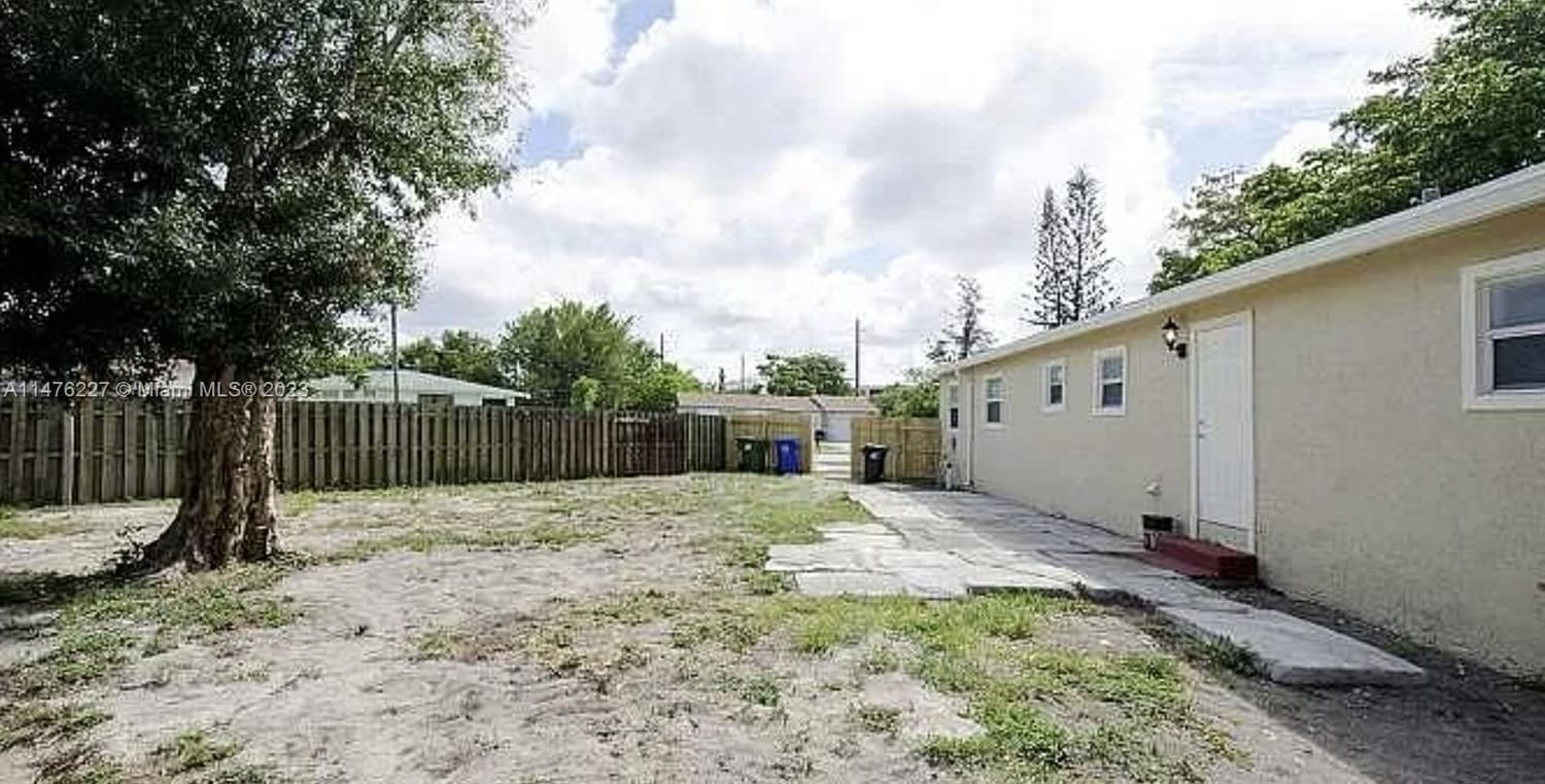Real estate property located at 2040 30th Way, Broward County, ROYAL PALMS PARK SEC 2, Fort Lauderdale, FL