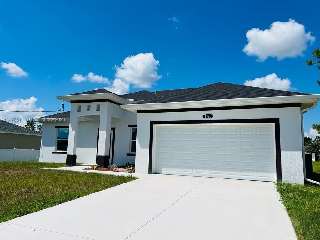 Real estate property located at 1825 Ridgemoor, Lee County, Greenbriar, Lehigh Acres, FL