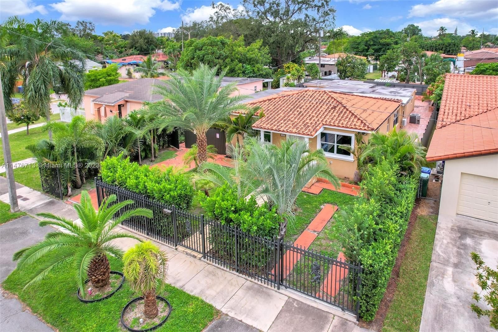 Real estate property located at 100 59th Ave, Miami-Dade County, NARANJA NOOK, Miami, FL