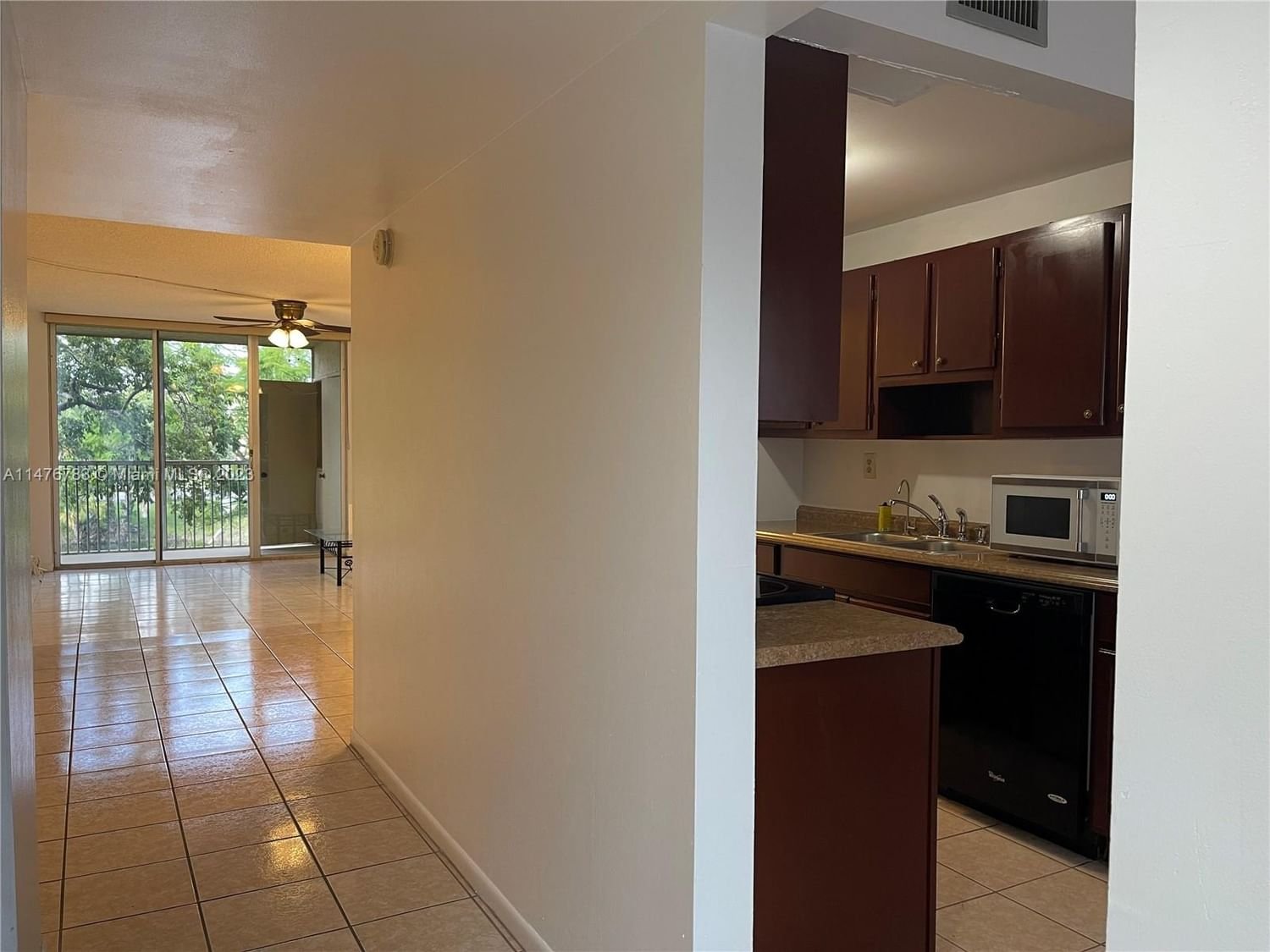 Real estate property located at 3141 47th Ter #222, Broward County, CYPRESS CHASE NORTH NO 3, Lauderdale Lakes, FL