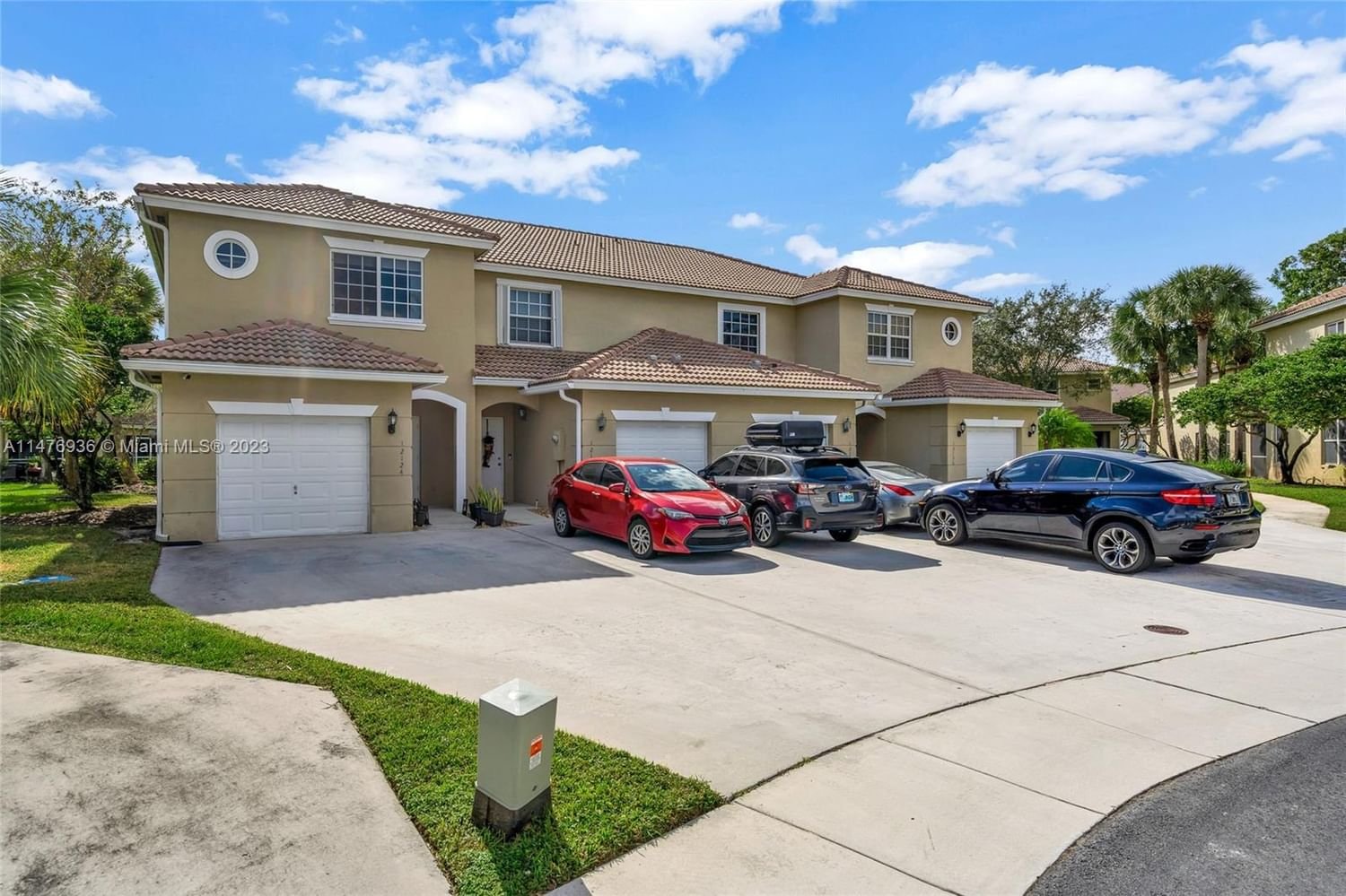Real estate property located at 12124 4th St, Broward County, PELICAN POINTE, Pembroke Pines, FL