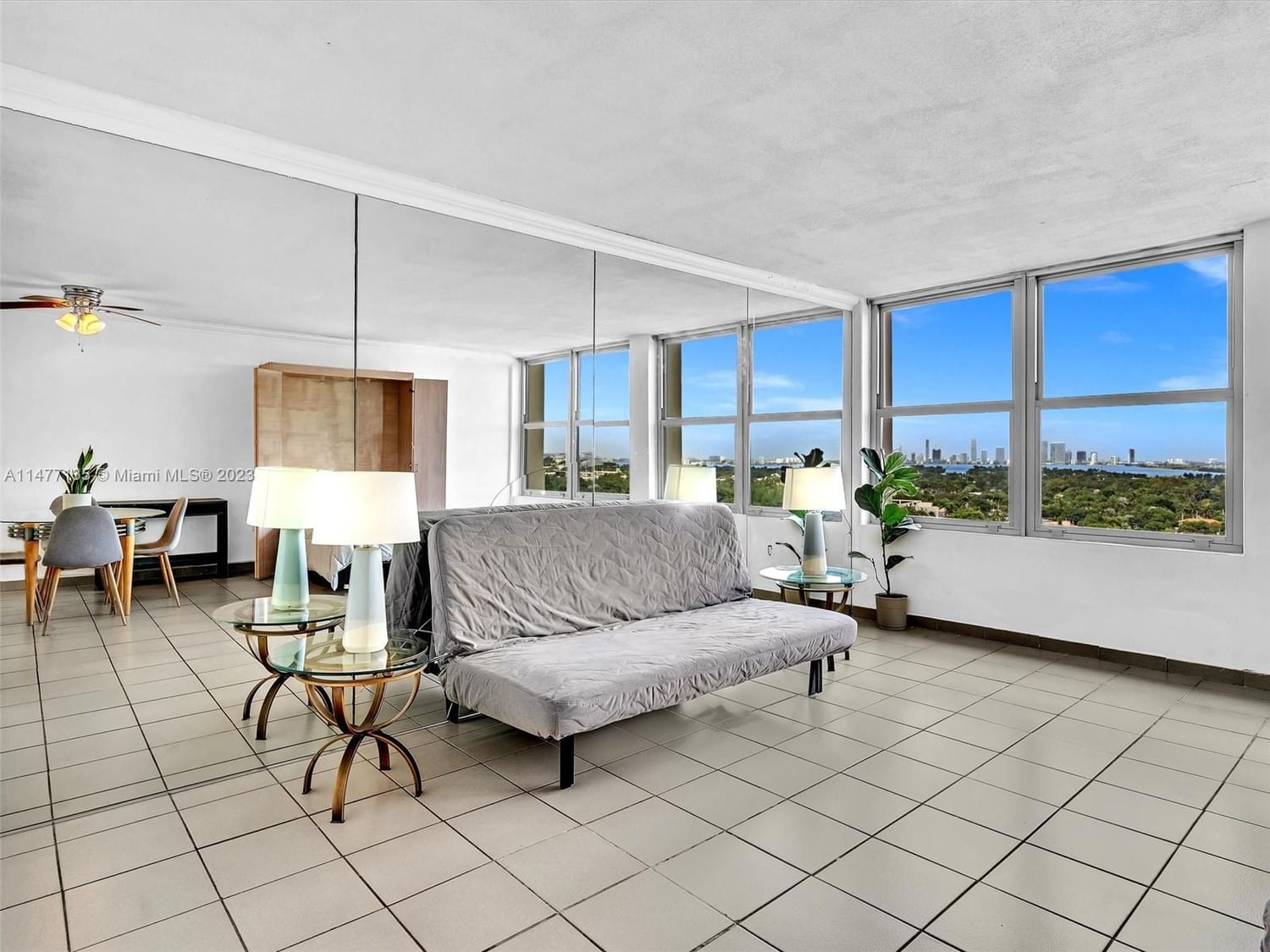 Real estate property located at 2899 Collins Ave #1604, Miami-Dade County, Miami Beach, FL