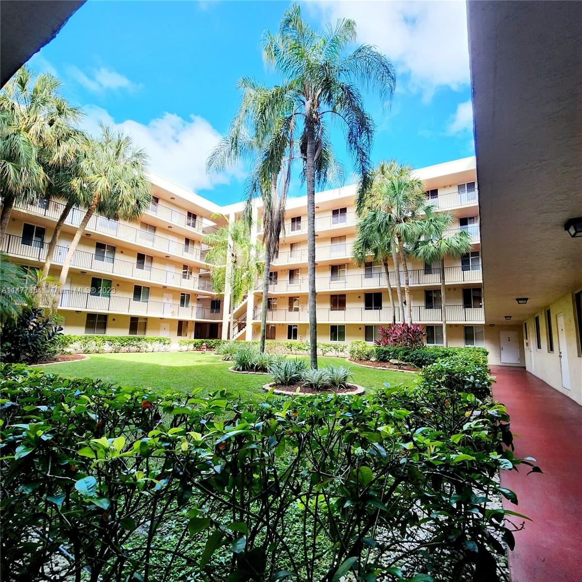 Real estate property located at 3127 Riverside Dr A-402, Broward County, PALM COURT CONDO, Coral Springs, FL