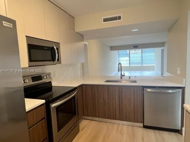 Real estate property located at 1506 Whitehall Dr #204, Broward County, CONDO 3 OF WHITEHALL COND, Davie, FL