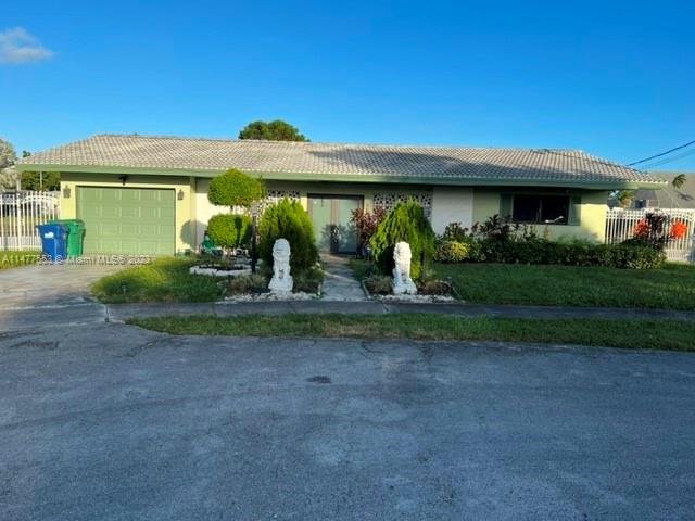 Real estate property located at , Miami-Dade County, CRAVERO LAKE SHORE EST 3R, Miami, FL