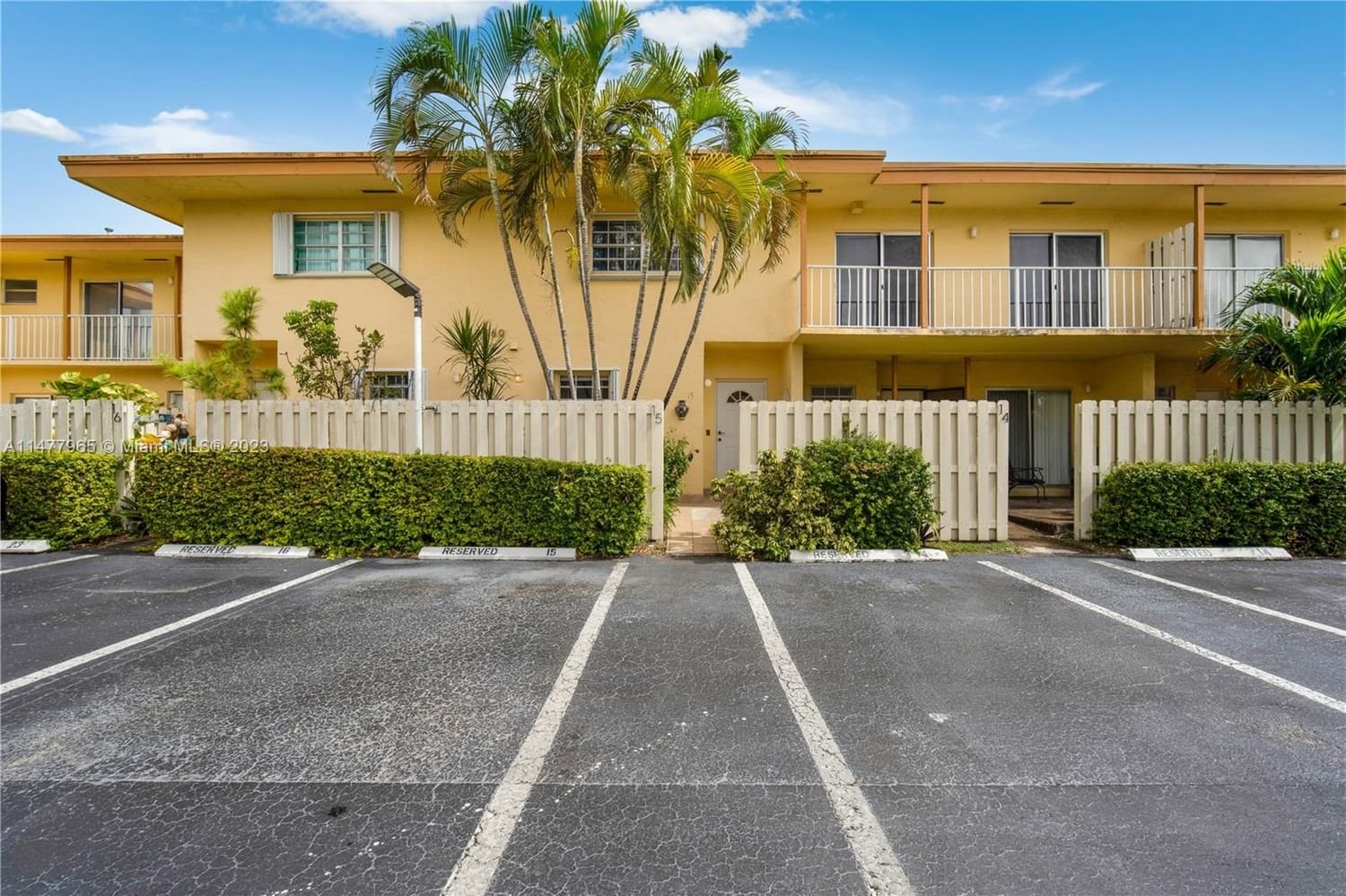 Real estate property located at 8360 154th Ave #15, Miami-Dade County, Miami, FL