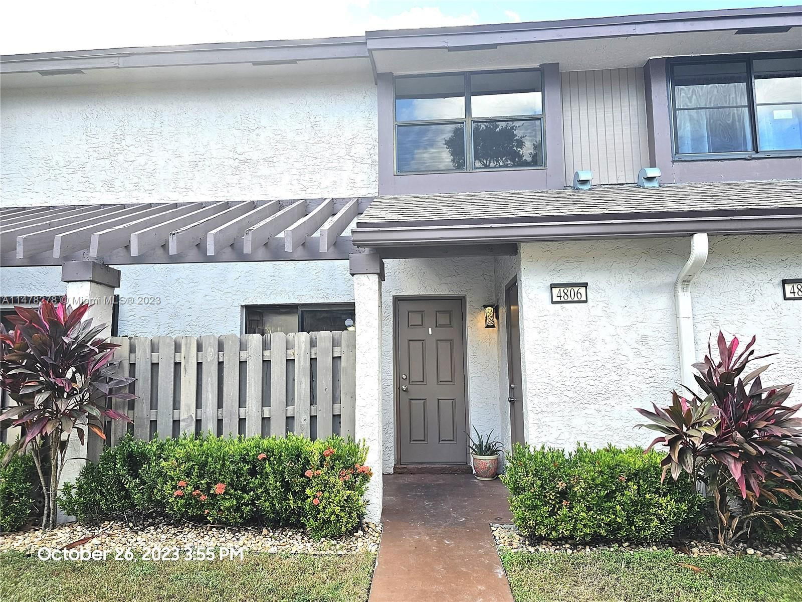 Real estate property located at 4806 82nd Ave #1803, Broward County, SPRINGDALE LAKE D CONDO, Lauderhill, FL