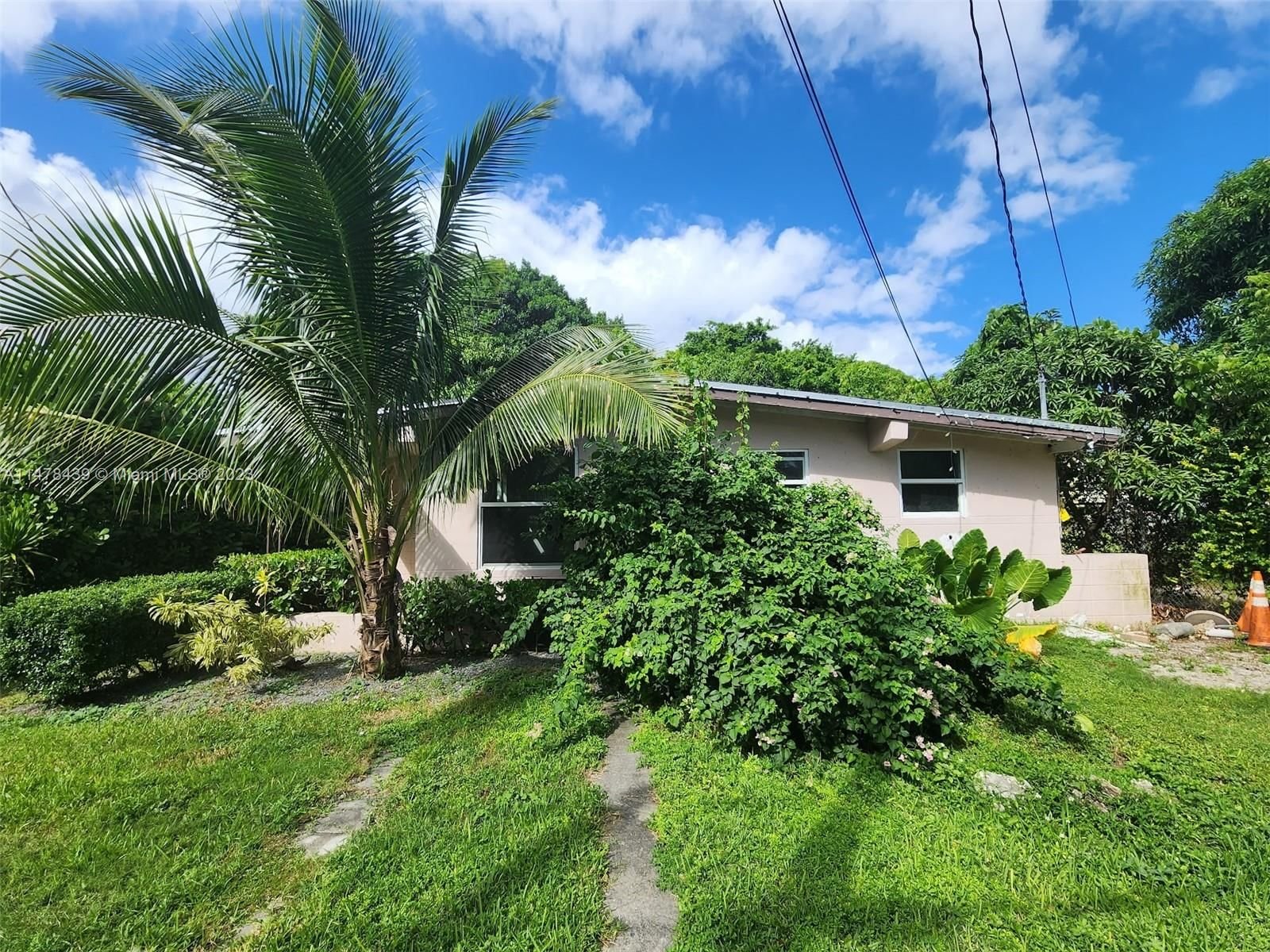 Real estate property located at 5923 67th St, Miami-Dade County, TOWNSITE OF LARKINS, South Miami, FL
