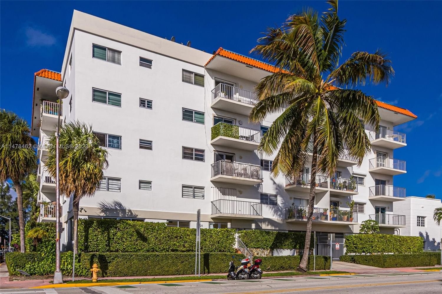 Real estate property located at 1428 Euclid Ave #205, Miami-Dade County, PARADISE PLAZA CONDO, Miami Beach, FL