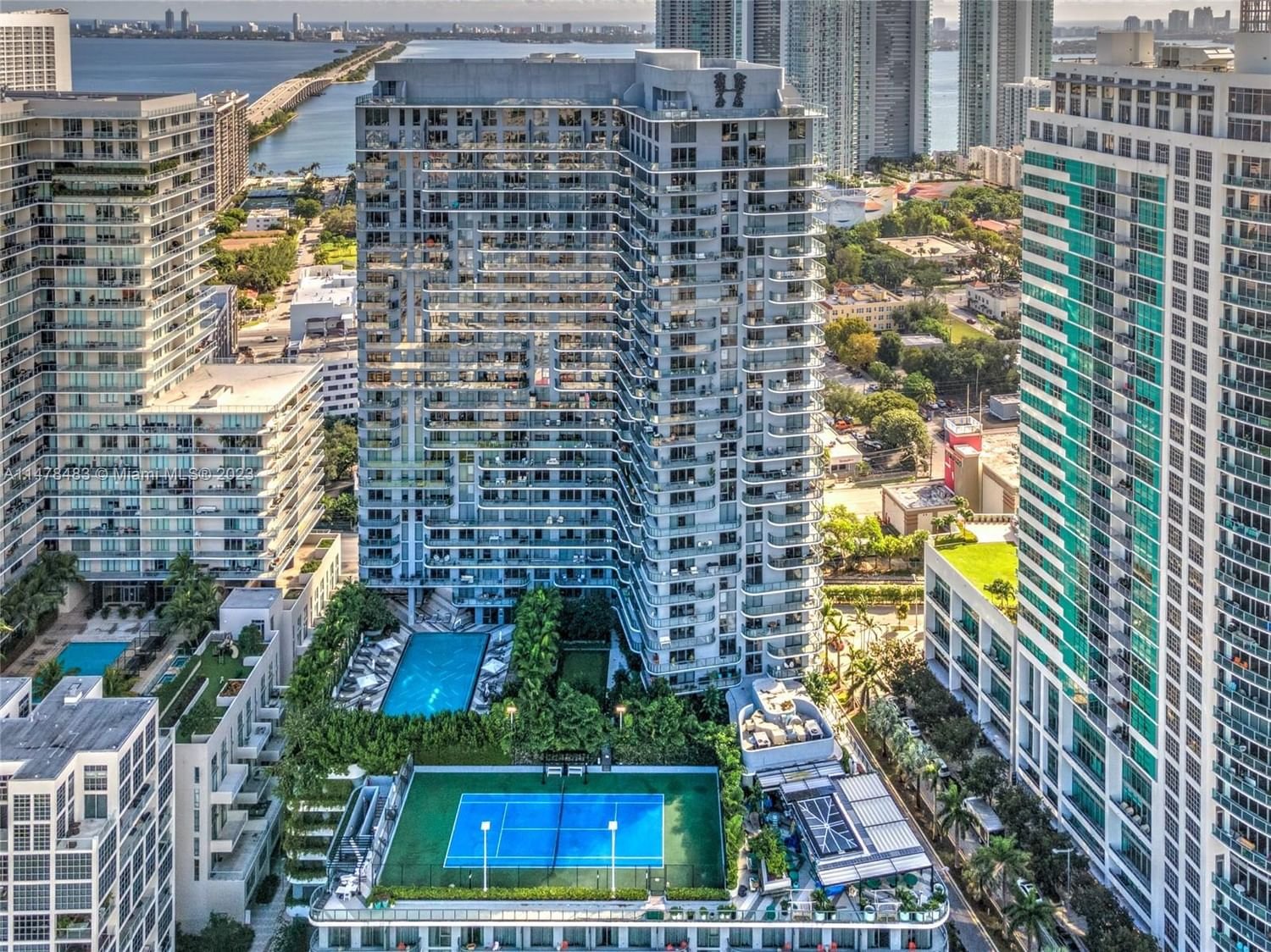 Real estate property located at 121 34th St #2512, Miami-Dade County, Miami, FL