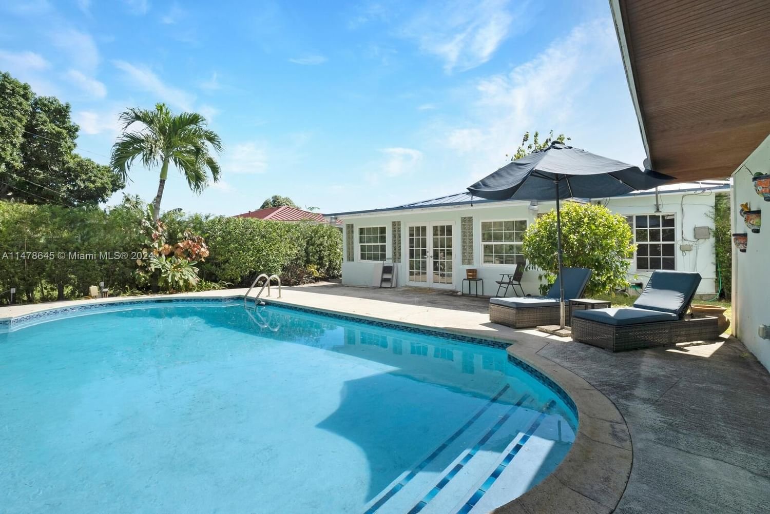 Real estate property located at 425 100th Ter, Miami-Dade County, SHORES ESTATES, Miami, FL