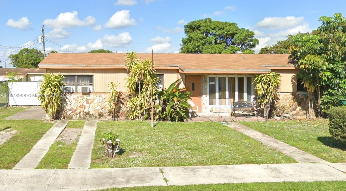 Real estate property located at 1251 177th Ter, Miami-Dade County, SCOTT LAKE MANOR SEC 6, Miami Gardens, FL
