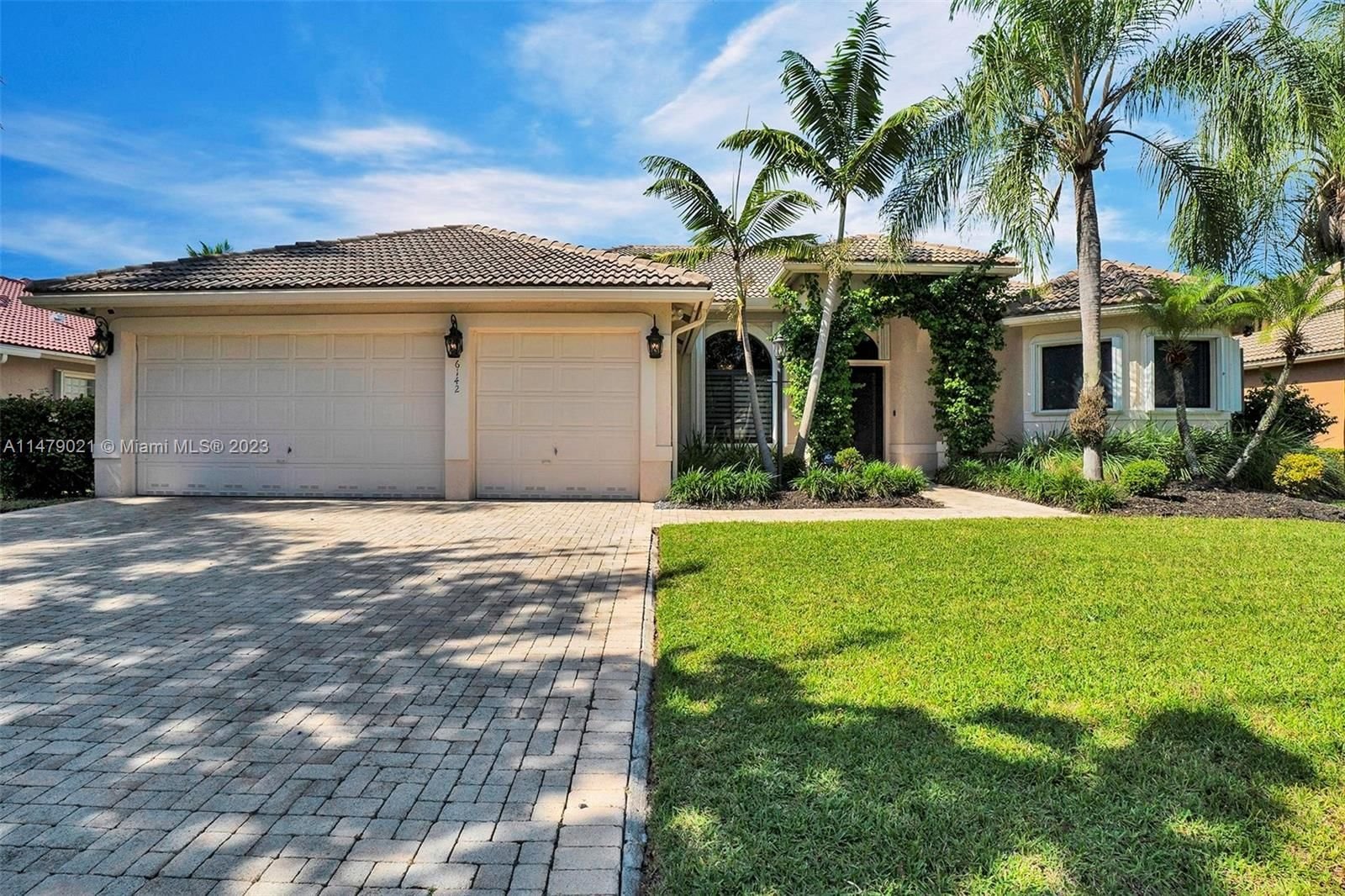 Real estate property located at 6142 121st Ave, Broward County, HERON BAY TWO, Coral Springs, FL