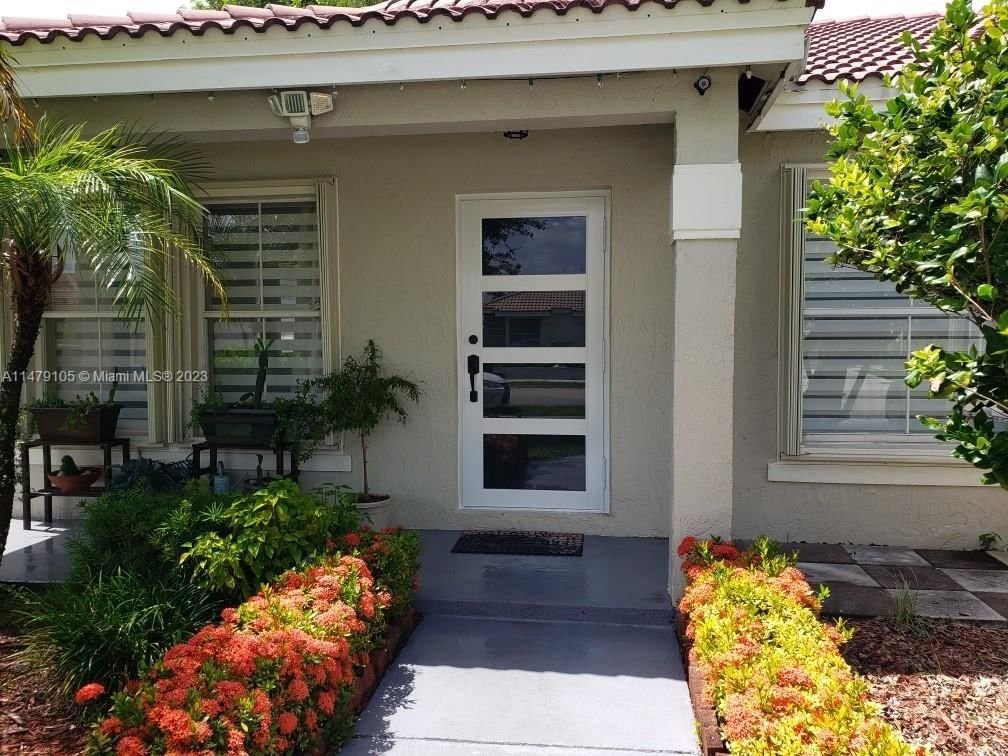 Real estate property located at 14356 162nd St, Miami-Dade County, LAGUNA PONDS SEC I, Miami, FL