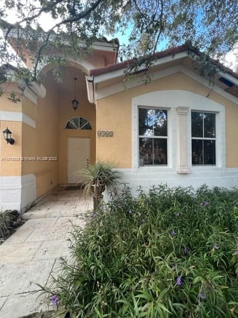 Real estate property located at 6162 157th Pl, Miami-Dade County, DEER CREEK SUB, Miami, FL