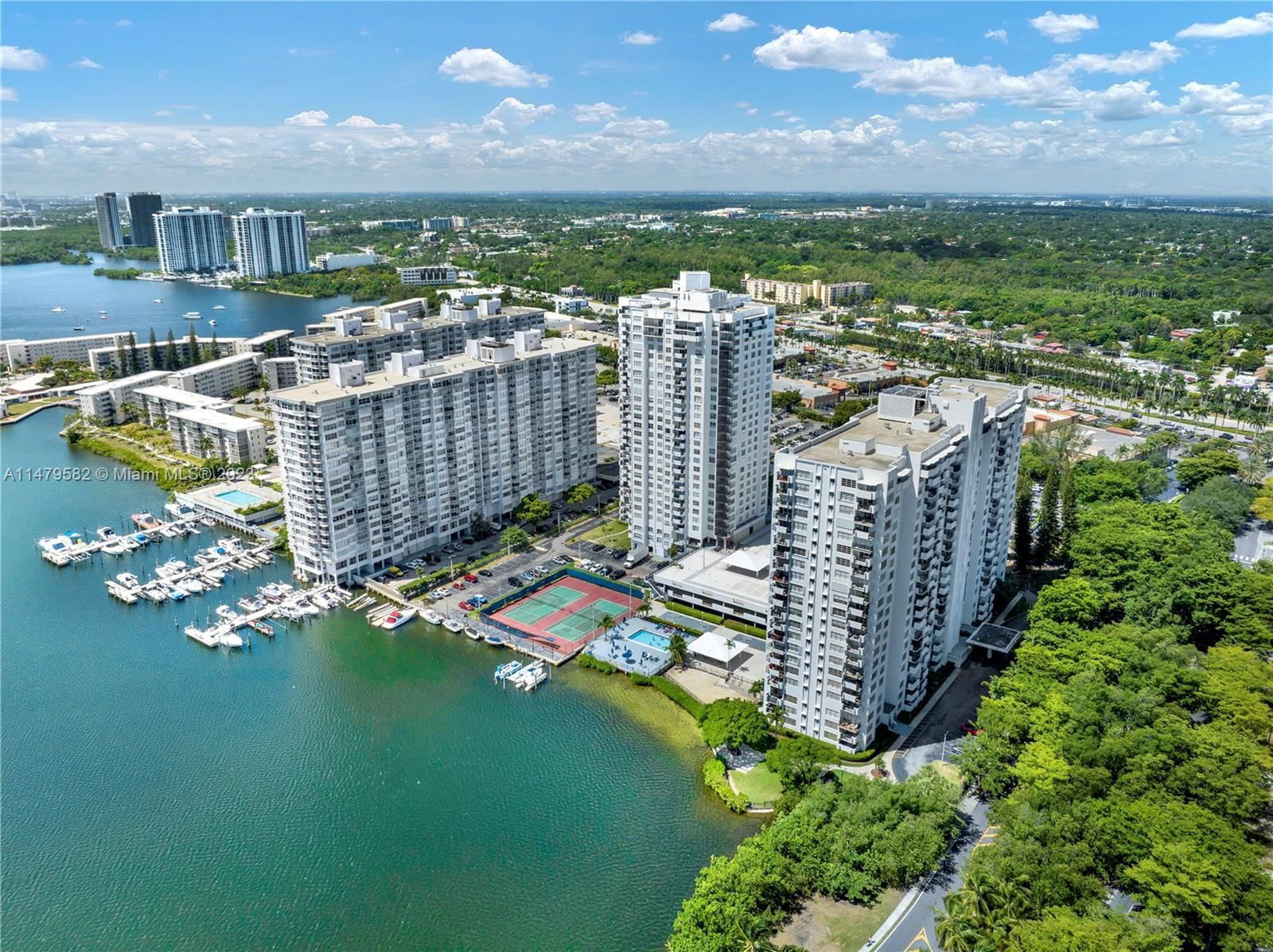 Real estate property located at 2780 183rd St #1602, Miami-Dade County, COMMODORE PLAZA CONDO, Aventura, FL