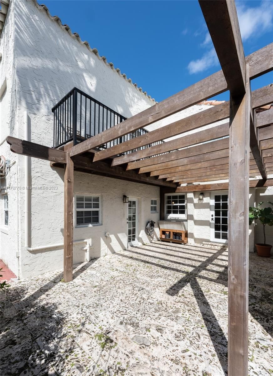 Real estate property located at 4174 Alton Rd, Miami-Dade County, Miami Beach, FL