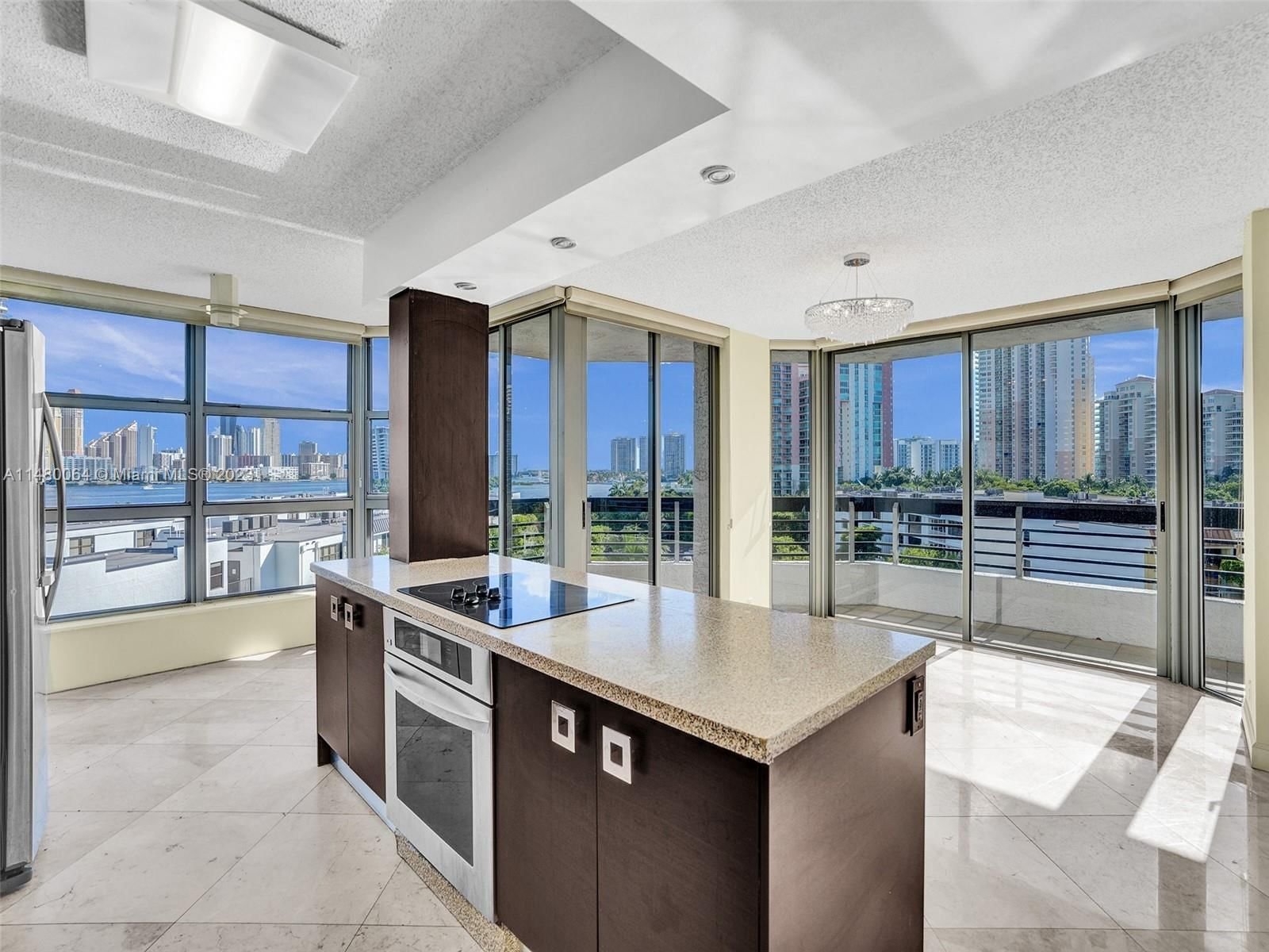 Real estate property located at 3400 192nd St #701, Miami-Dade County, MYSTIC POINTE, Aventura, FL
