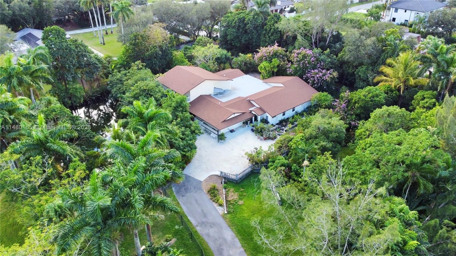 Real estate property located at 11500 26th St, Broward County, SUNSHINE GROVES, Davie, FL