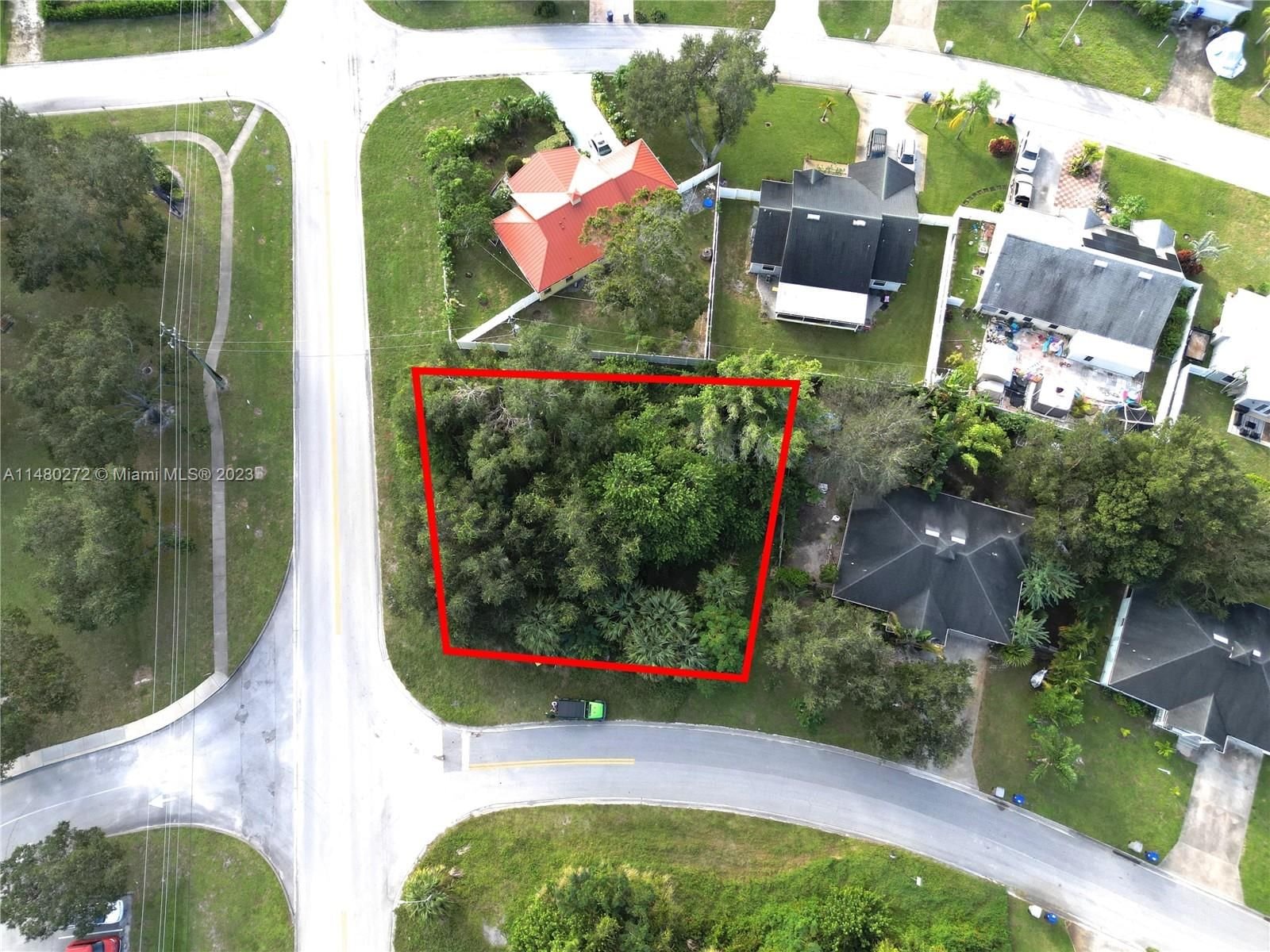 Real estate property located at 605 19th Pl SW, Indian River County, VERO BEACH HIGHLANDS, Vero Beach, FL