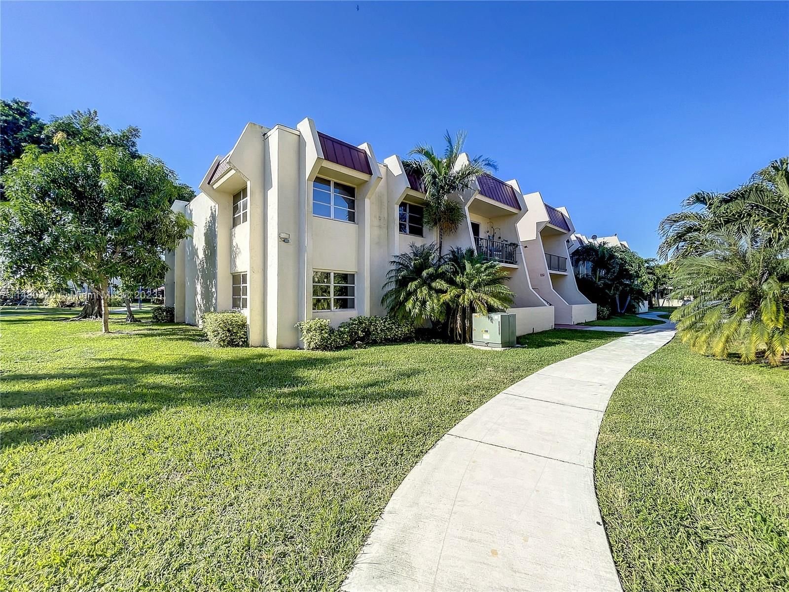Real estate property located at 13811 90th Ave #105H, Miami-Dade County, Miami, FL