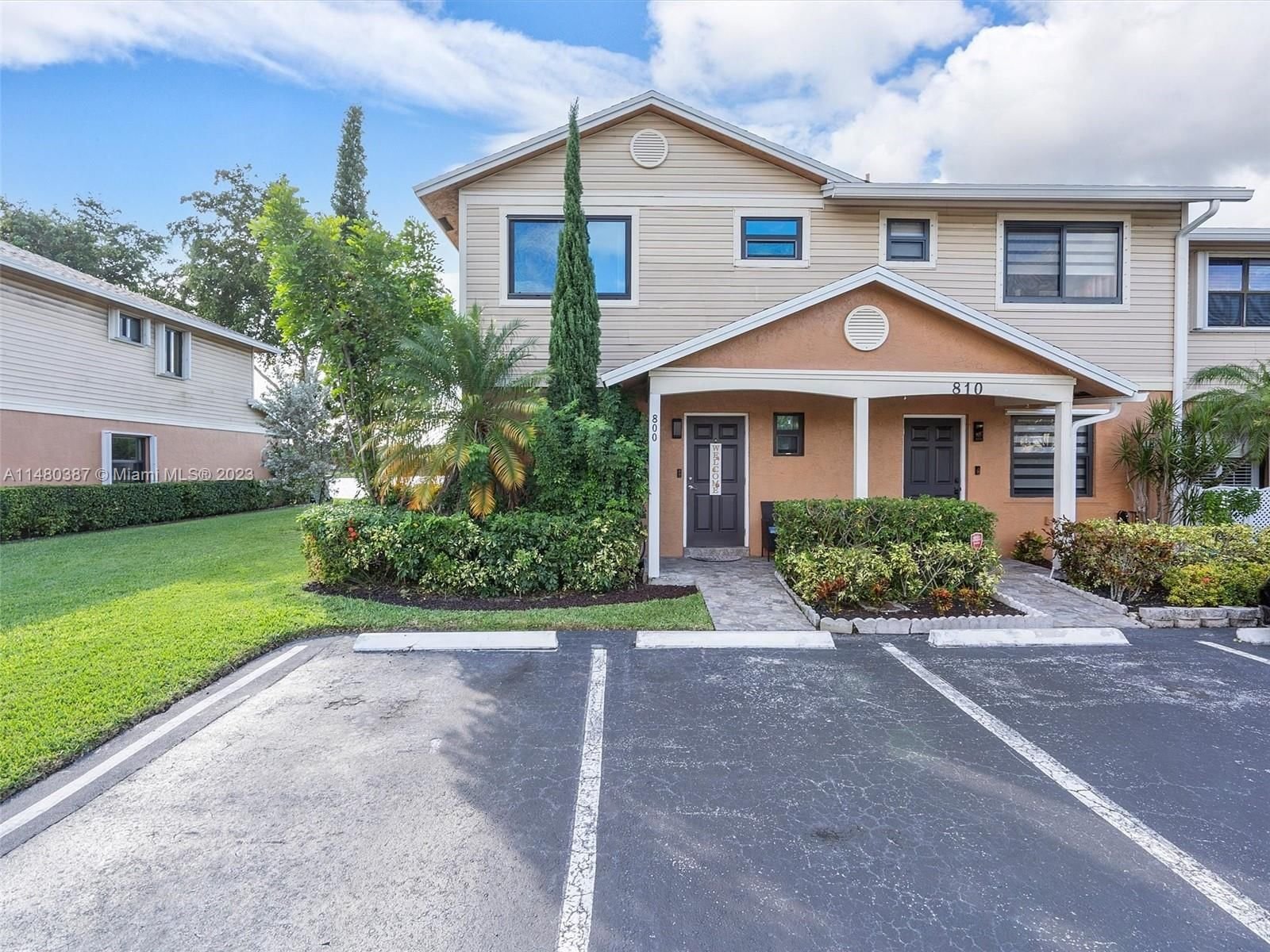 Real estate property located at 800 106th Ter, Broward County, PEMBROKE POINTE SECTION T, Pembroke Pines, FL