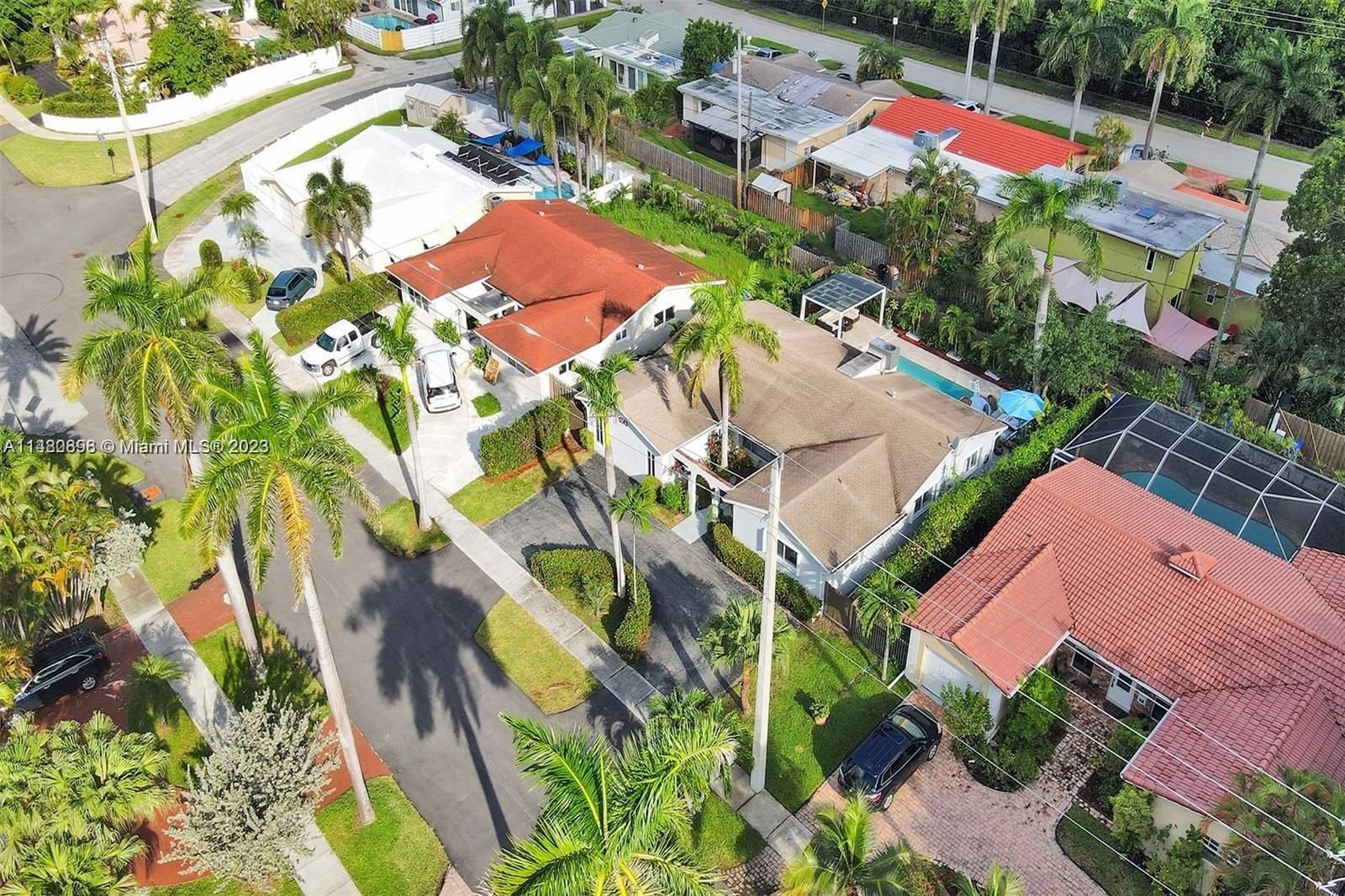 Real estate property located at 1243 Garfield St, Broward County, COUNTRY CLUB HOMES, Hollywood, FL