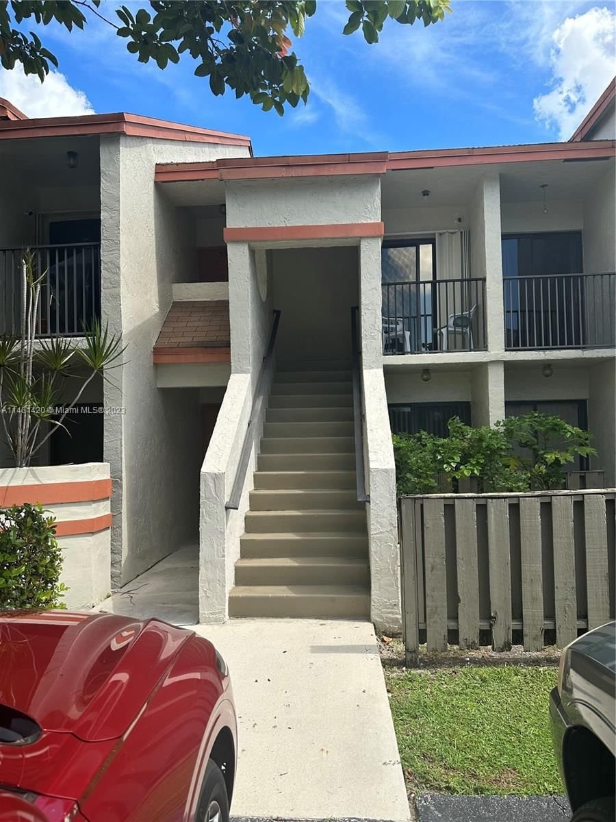 Real estate property located at 5544 Ctyard Dr #5544, Broward County, COURTYARD CONDOMINIUMS, Margate, FL