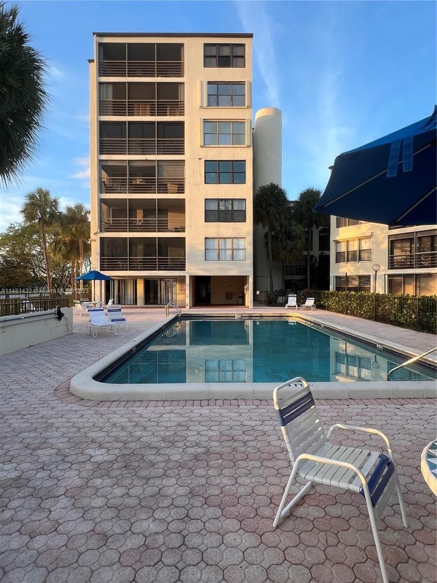 Real estate property located at 2322 CYPRESS BEND DRIVE #409, Broward County, CYPRESS BEND I-D CONDO, Pompano Beach, FL