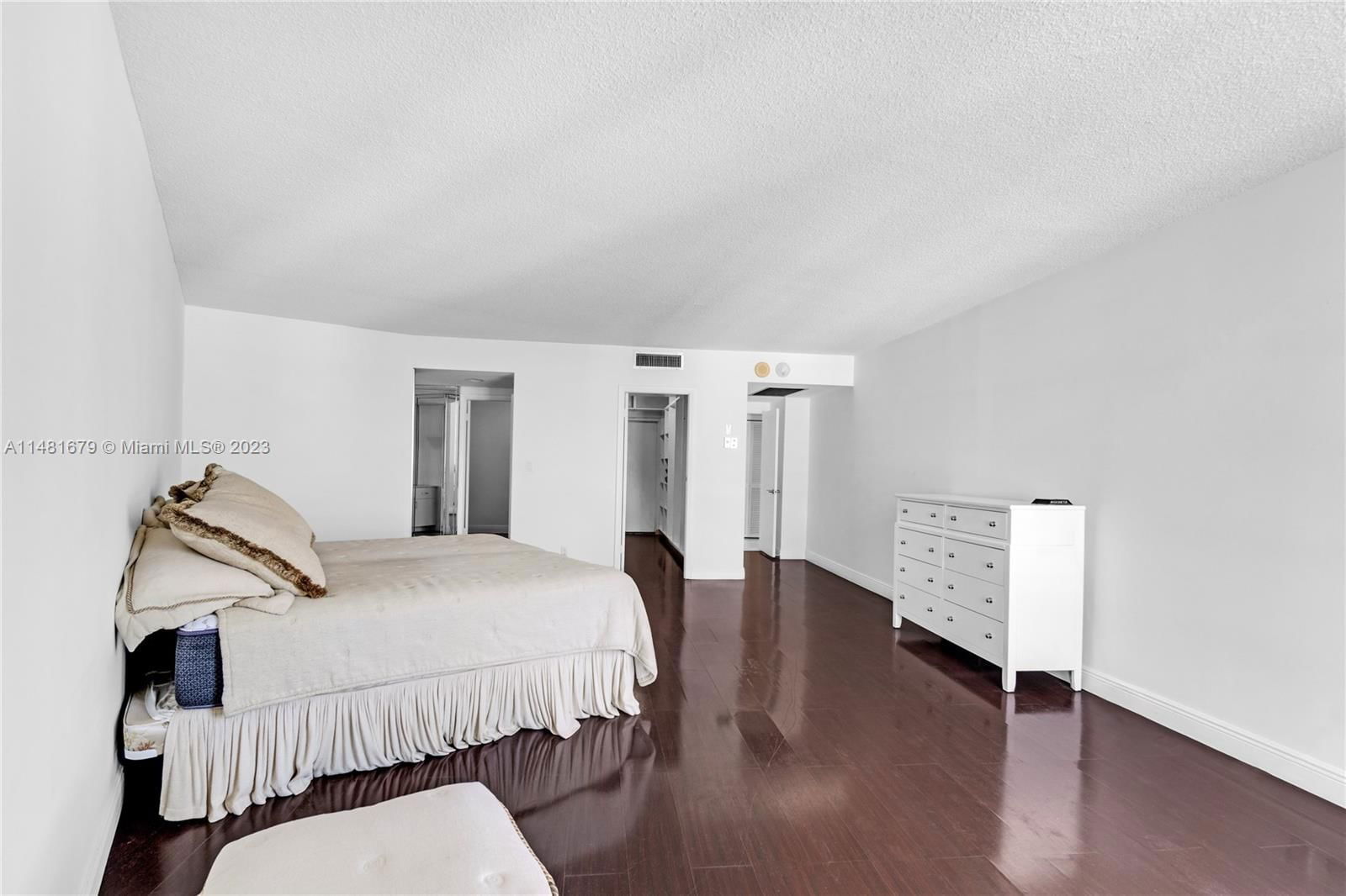 Real estate property located at 5660 Collins Ave #20C, Miami-Dade County, Miami Beach, FL