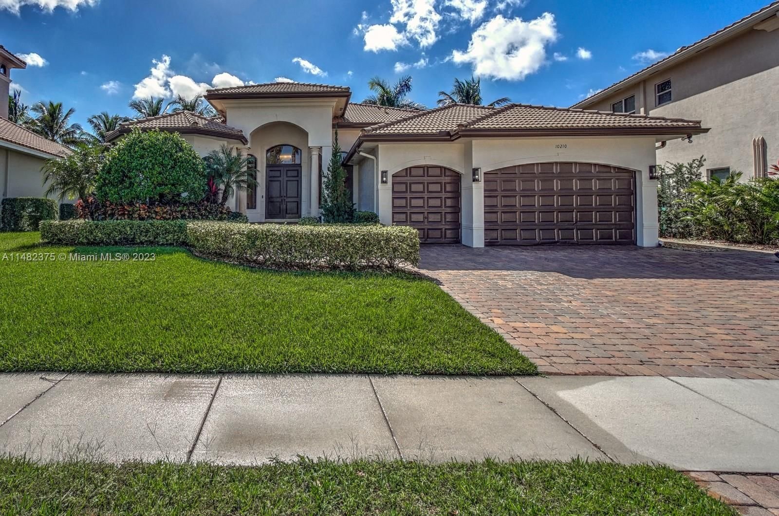 Real estate property located at 10210 Key Plum St, Broward County, ENCLAVE 2ND SECTION, Plantation, FL