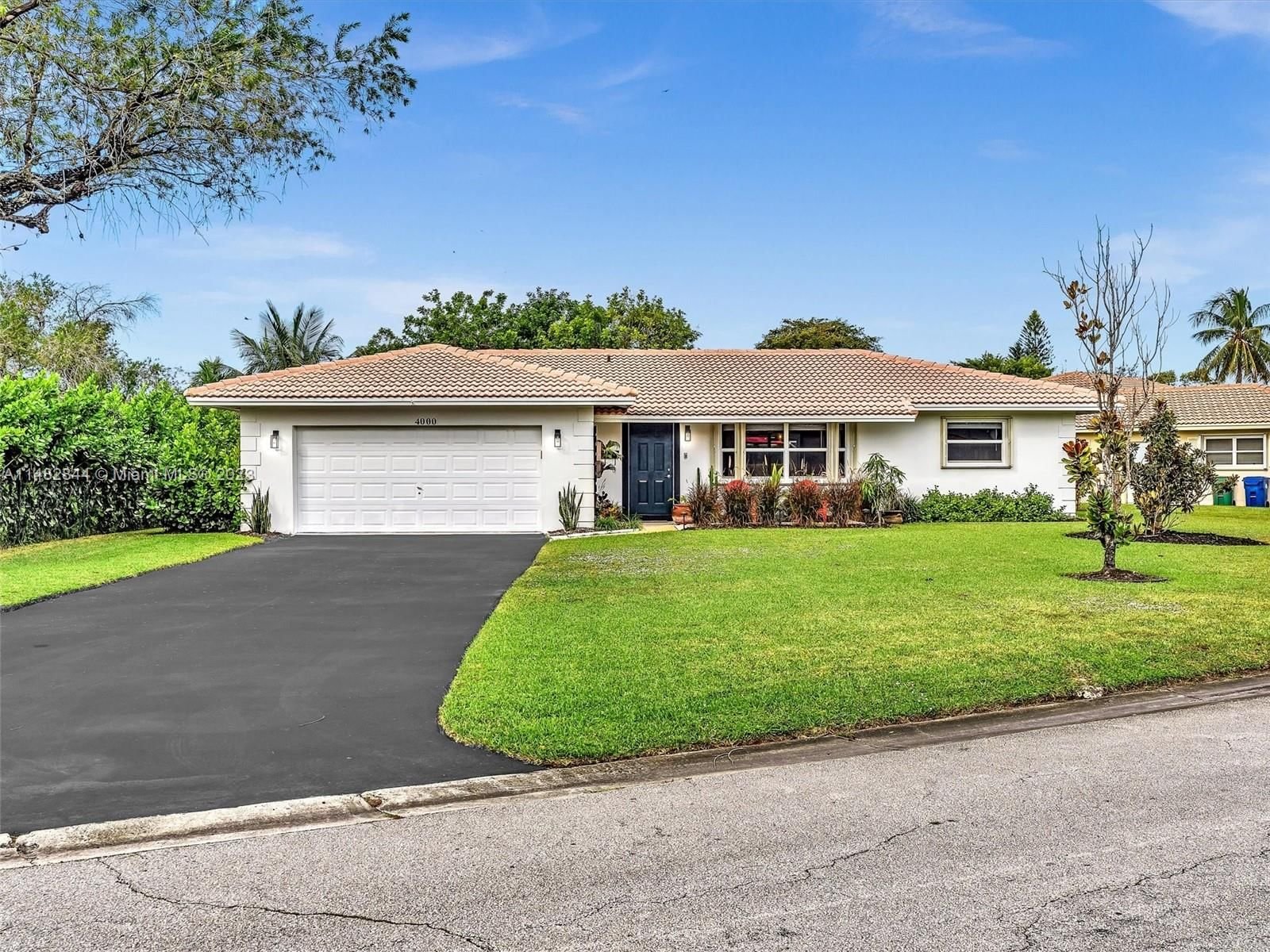 Real estate property located at 4000 103rd Dr, Broward County, DEER RUN SPRINGS, Coral Springs, FL