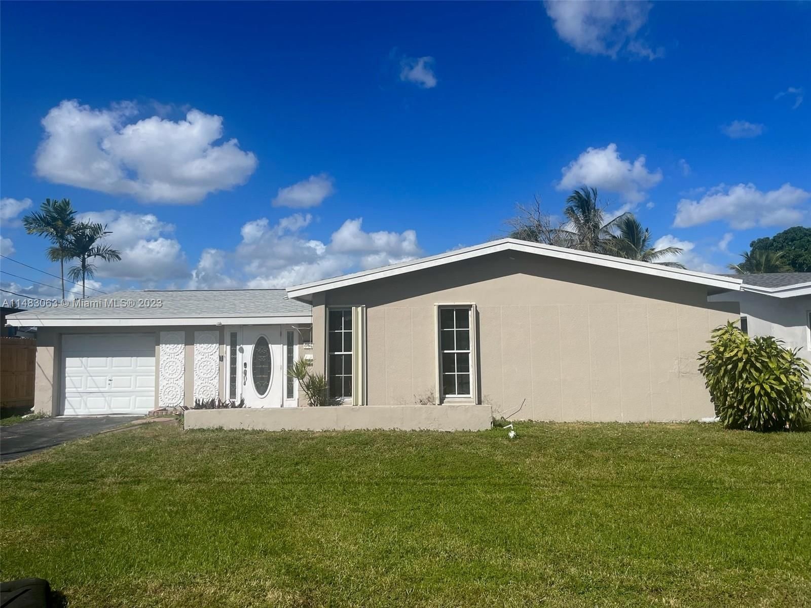 Real estate property located at 6605 Dahlia Dr, Broward County, MIRAMAR ISLES SEC 3, Miramar, FL