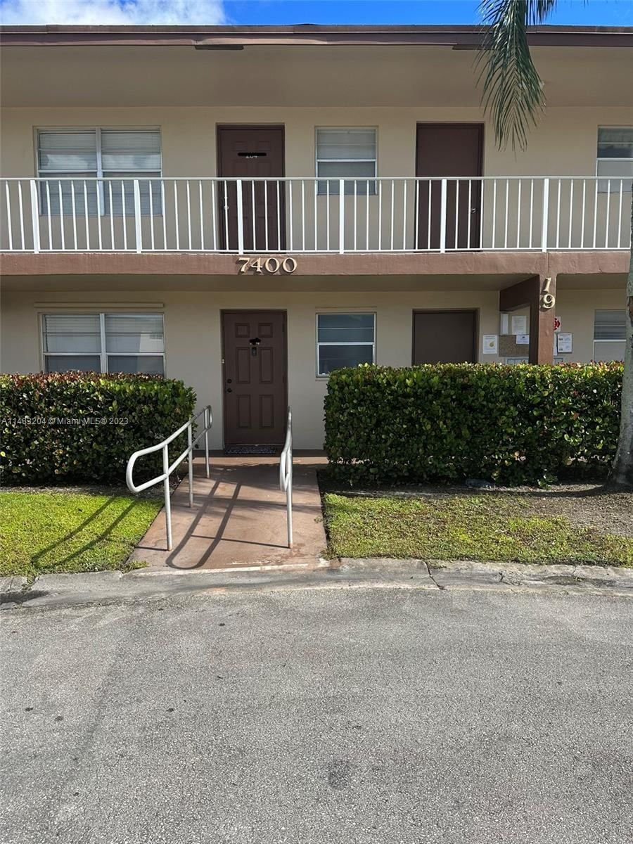 Real estate property located at 7400 4th Pl #106, Broward County, ORIOLE GARDENS 19 CONDO, Margate, FL