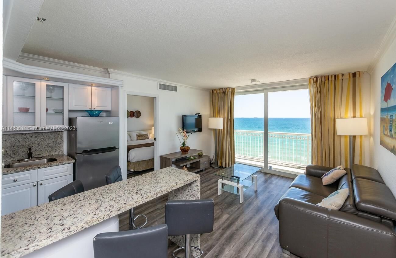 Real estate property located at 19201 Collins Ave #616, Miami-Dade County, THE AVENTURA BEACH CLUB C, Sunny Isles Beach, FL