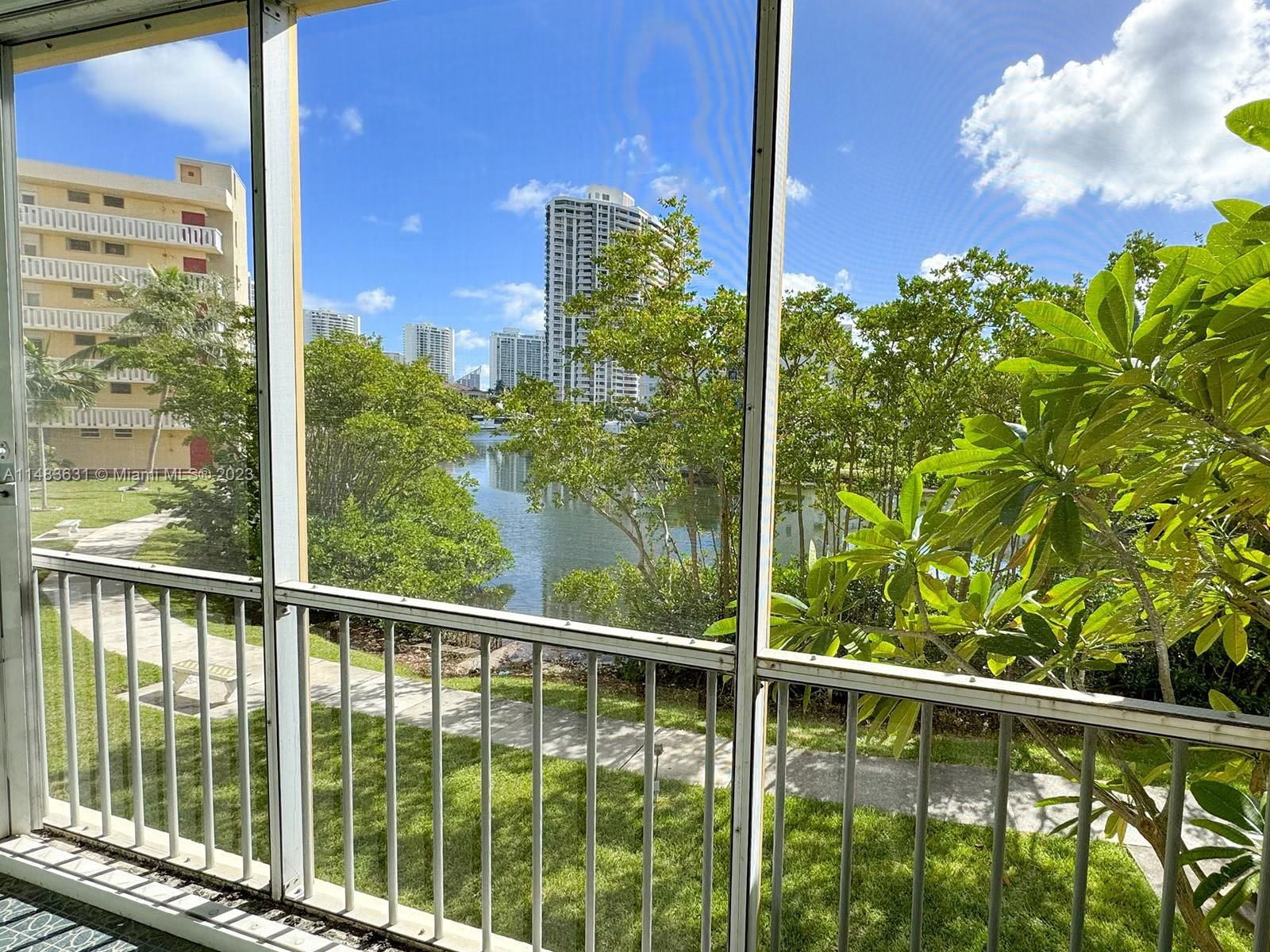 Real estate property located at 2930 Point East Dr E210, Miami-Dade County, POINT EAST ONE CONDO-BLDG, Aventura, FL