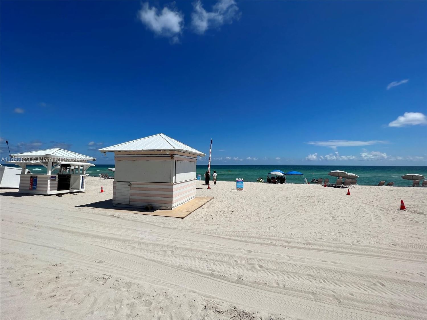 Real estate property located at 5225 Collins Ave #411, Miami-Dade County, Miami Beach, FL