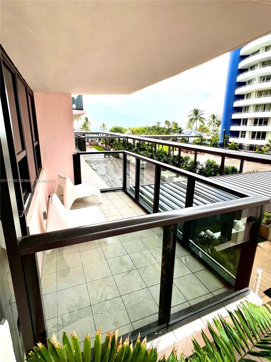 Real estate property located at 5225 Collins Ave #411, Miami-Dade County, Miami Beach, FL