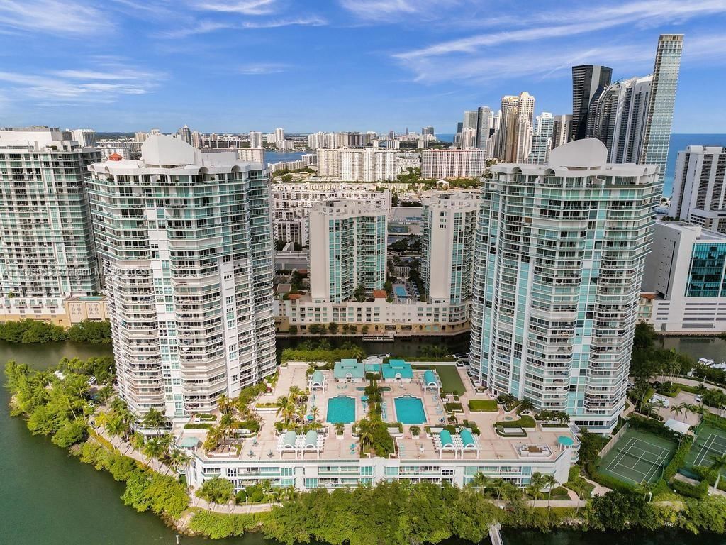 Real estate property located at 16400 Collins Ave #2743, Miami-Dade County, Sunny Isles Beach, FL