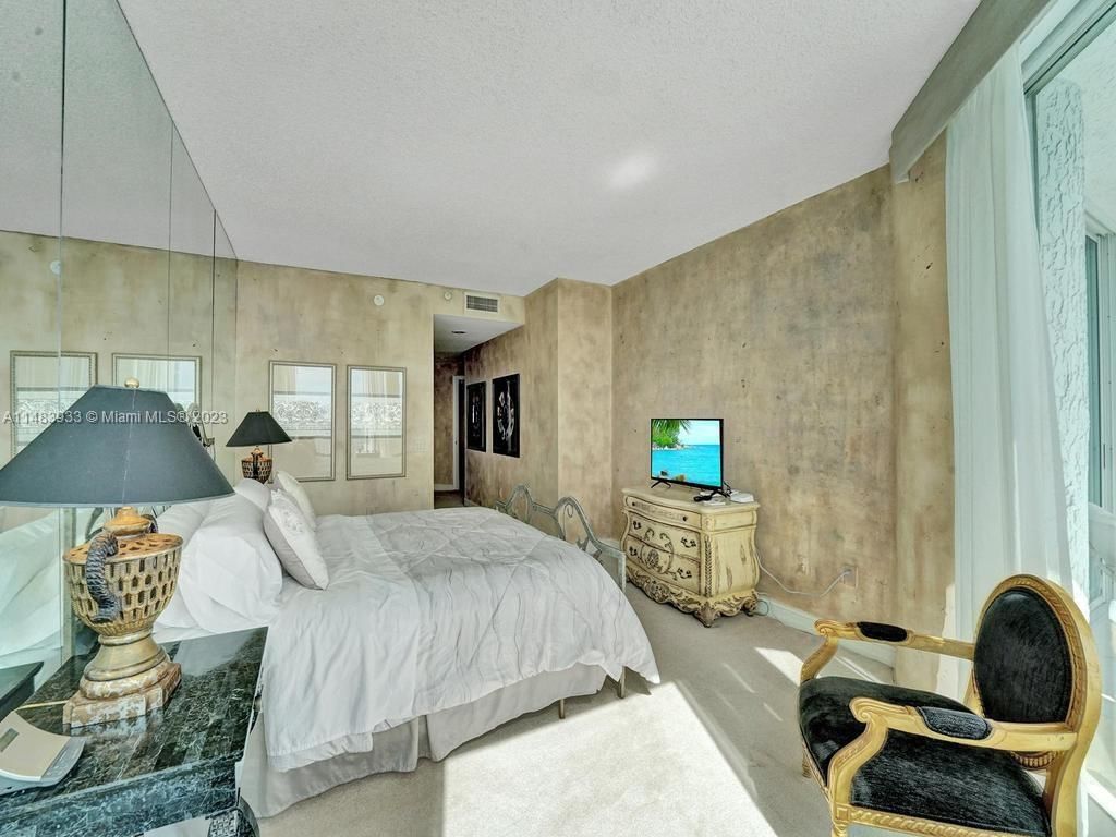 Real estate property located at 16400 Collins Ave #2743, Miami-Dade County, Sunny Isles Beach, FL