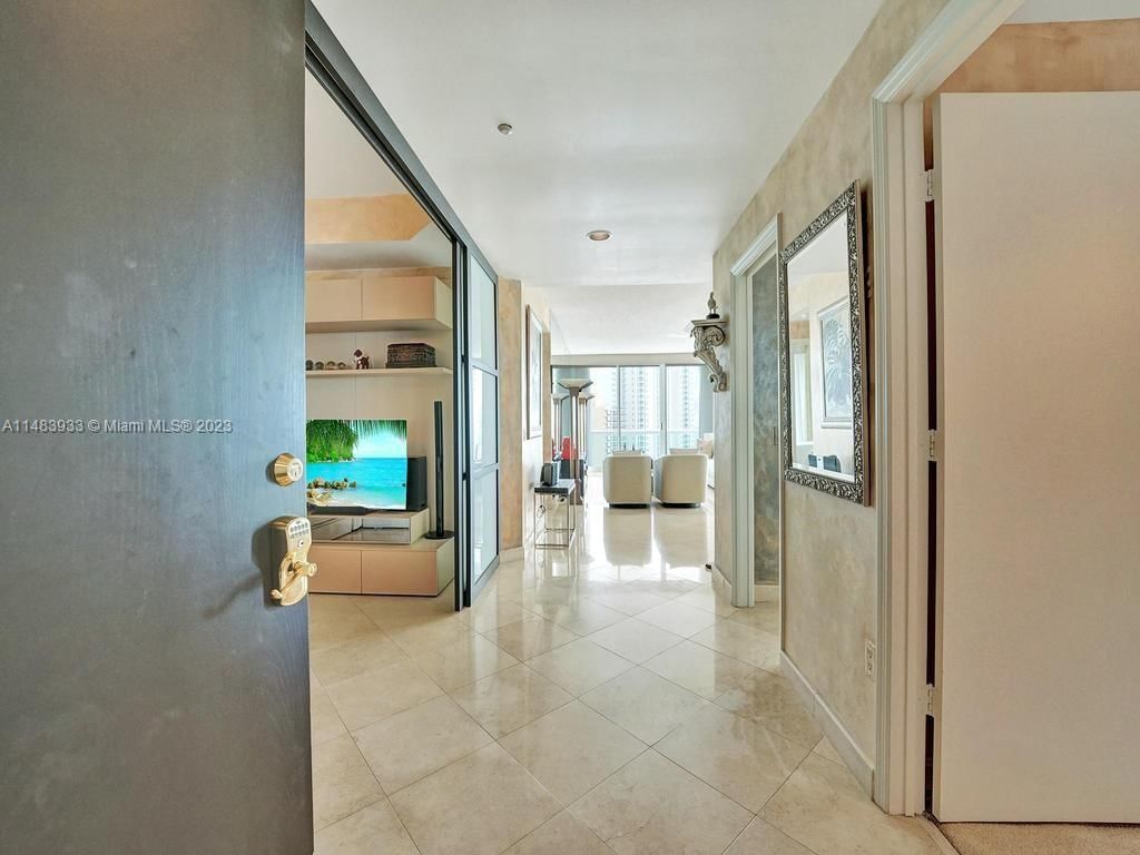 Real estate property located at 16400 Collins Ave #2743, Miami-Dade County, Sunny Isles Beach, FL