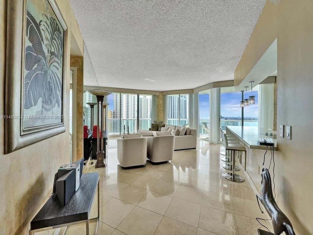 Real estate property located at 16400 Collins Ave #2743, Miami-Dade County, Sunny Isles Beach, FL