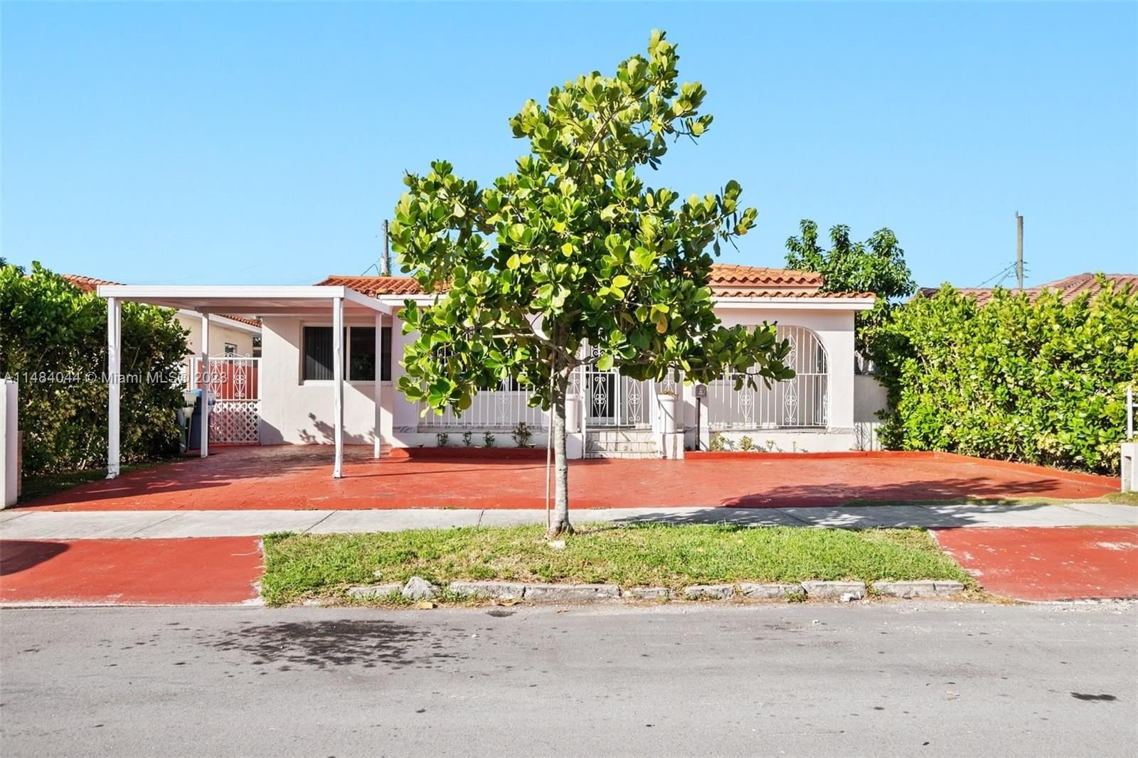 Real estate property located at 5661 5th Ter, Miami-Dade County, TAMIAMI HIGHLANDS, Miami, FL