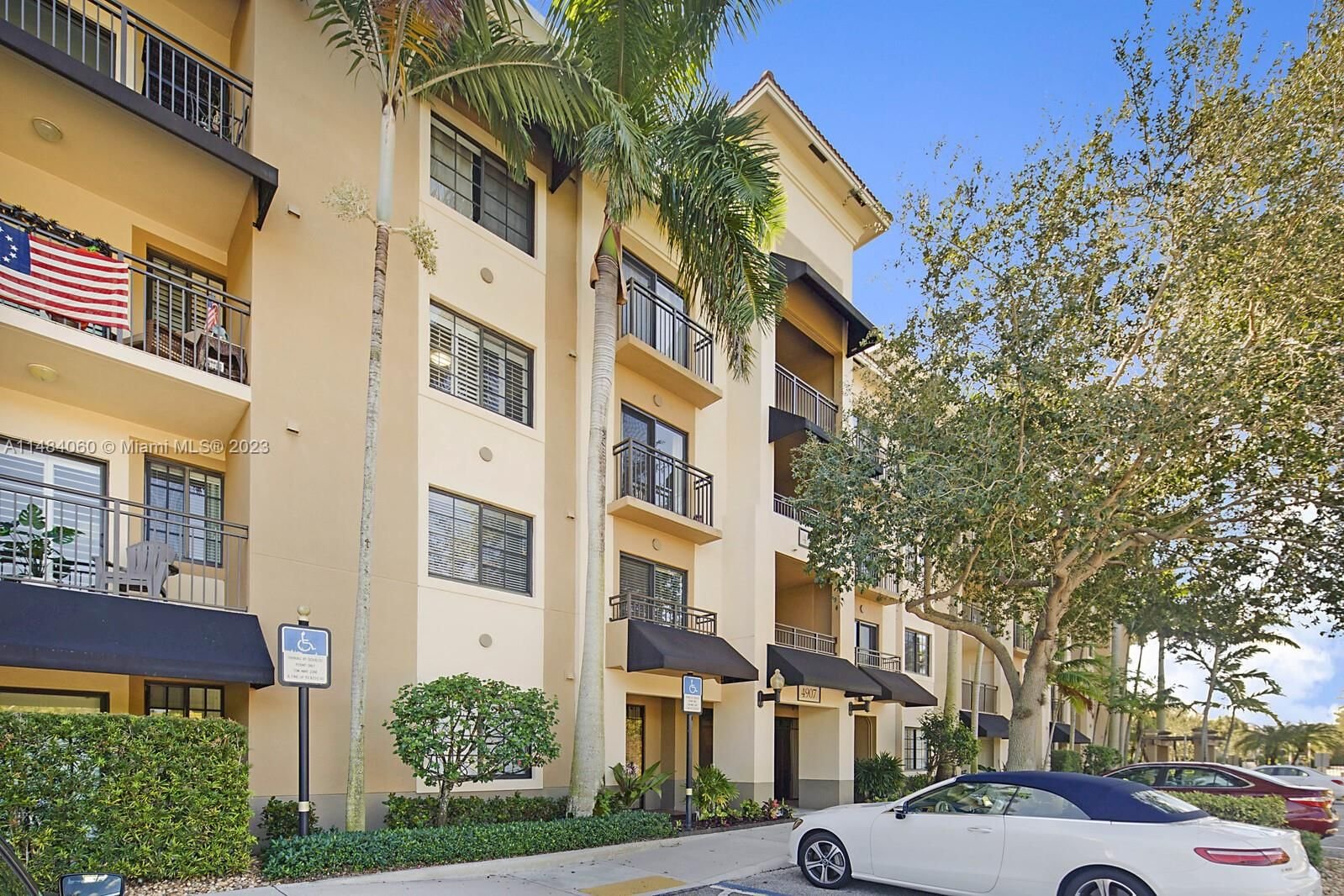 Real estate property located at 4907 Midtown Ln #1309, Palm Beach County, RESIDENCES AT MIDTOWN CON, Palm Beach Gardens, FL