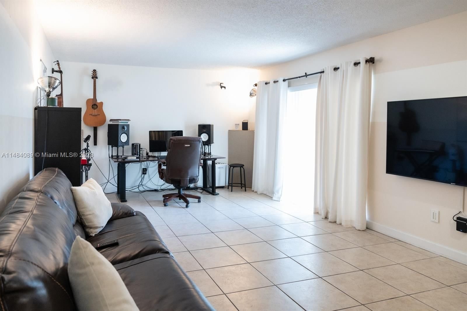 Real estate property located at 7715 86th St A2-307, Miami-Dade County, KINGS CREEK SO CONDO, Miami, FL