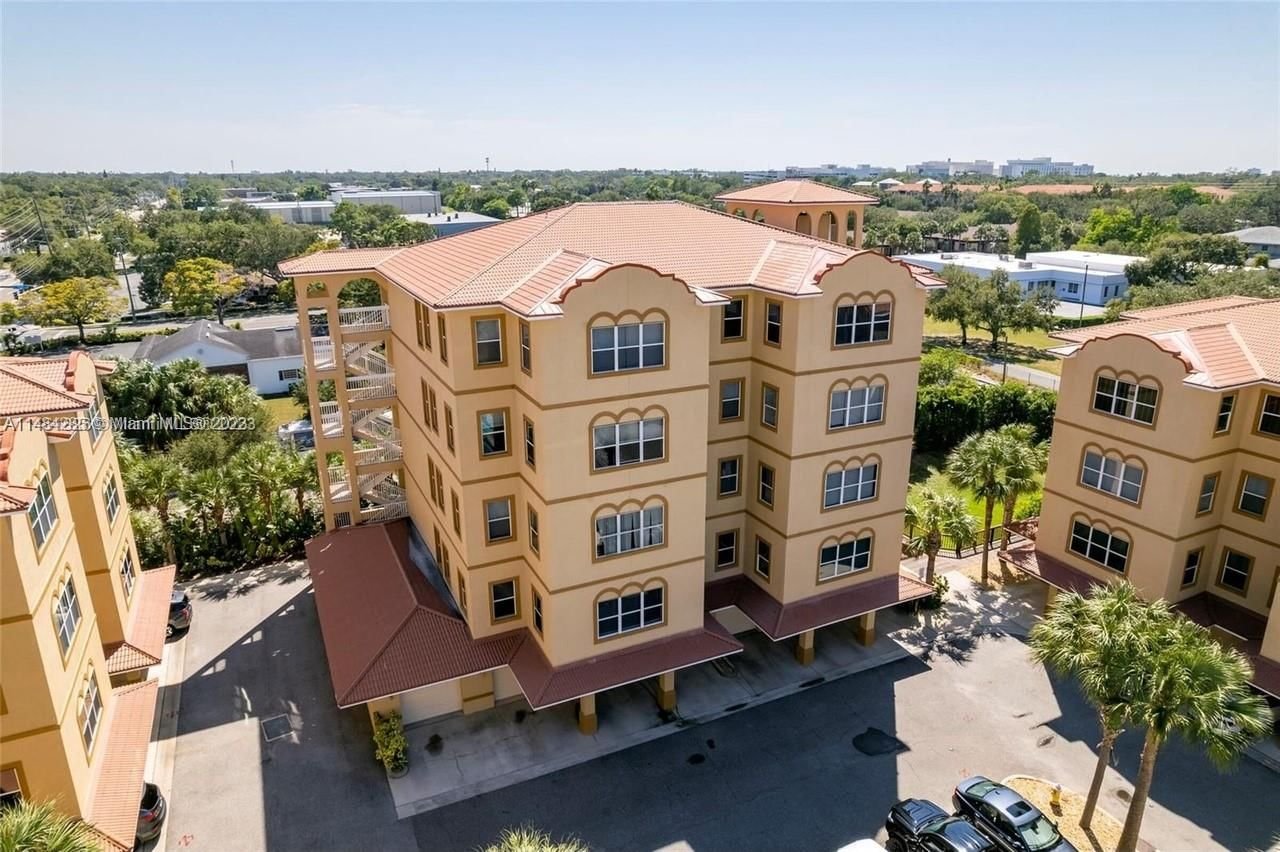Real estate property located at 624 WELLS CT #201, Pinellas County, OLD CLEARWATER CITY FLATS, Clearwater, FL