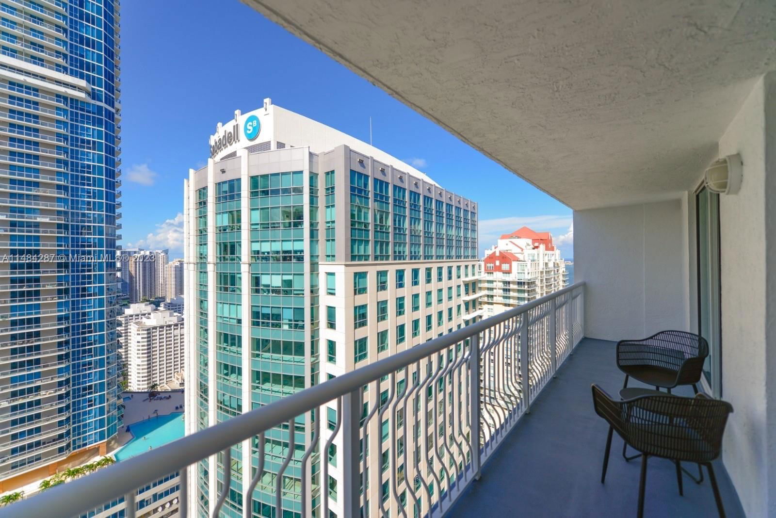 Real estate property located at 1200 Brickell Bay Dr #3922, Miami-Dade County, THE CLUB AT BRICKELL BAY, Miami, FL